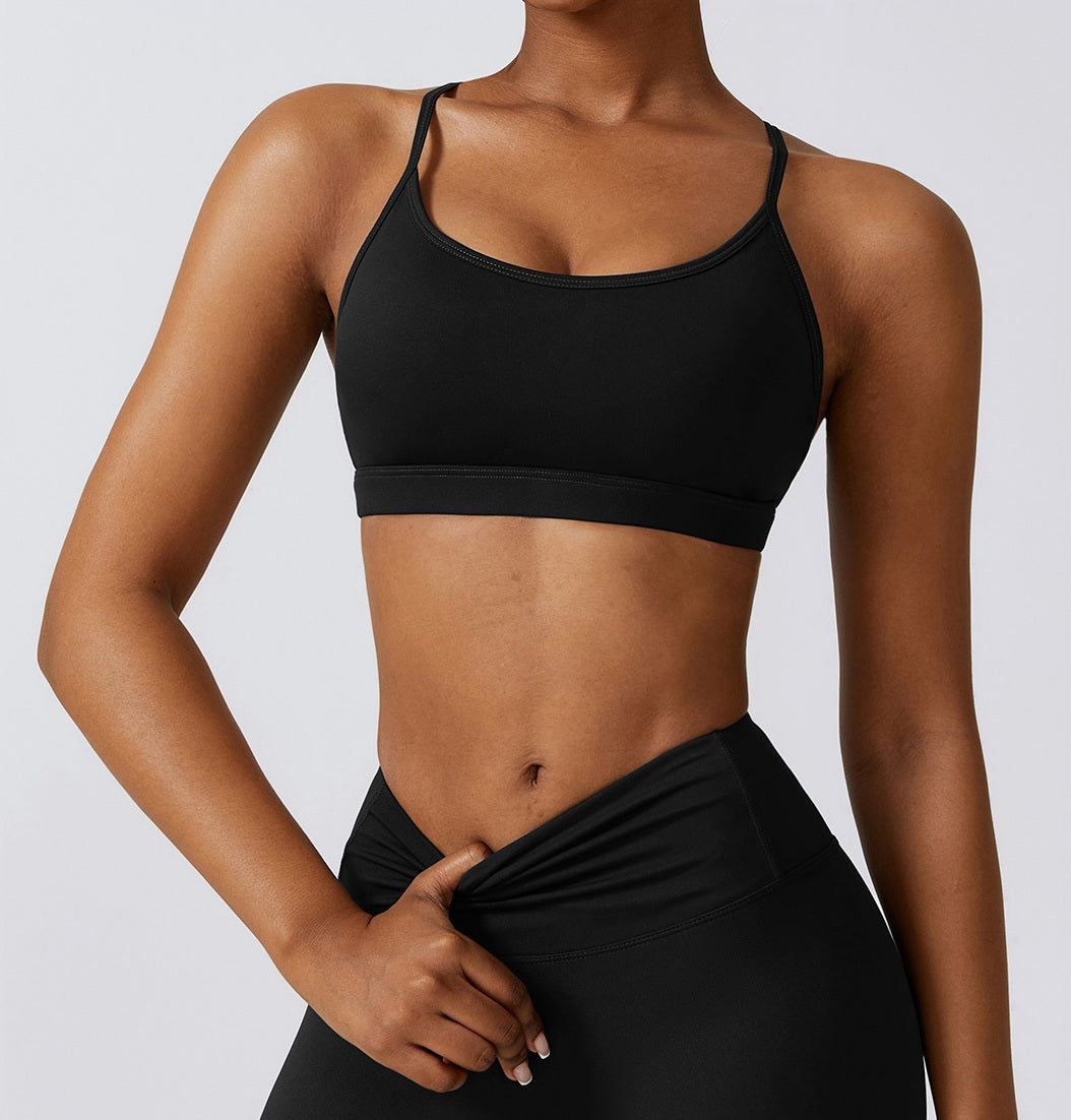 FITNESS SET OF LONG SLEEVES + BRA. BLACK