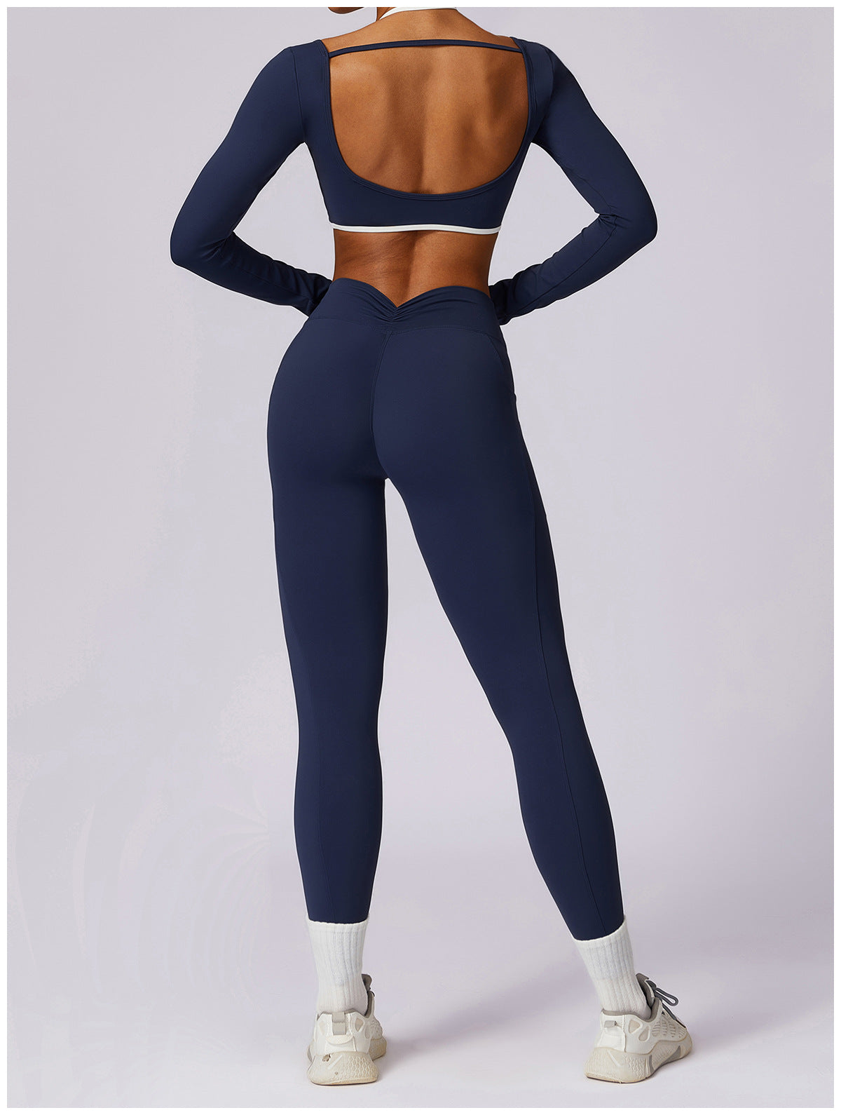 Fitness Long-Sleeved Top. Blue