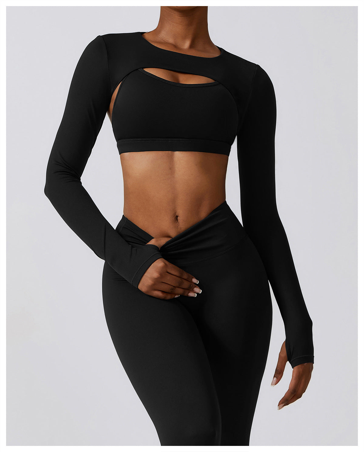 FITNESS SET OF LONG SLEEVES + BRA. BLACK