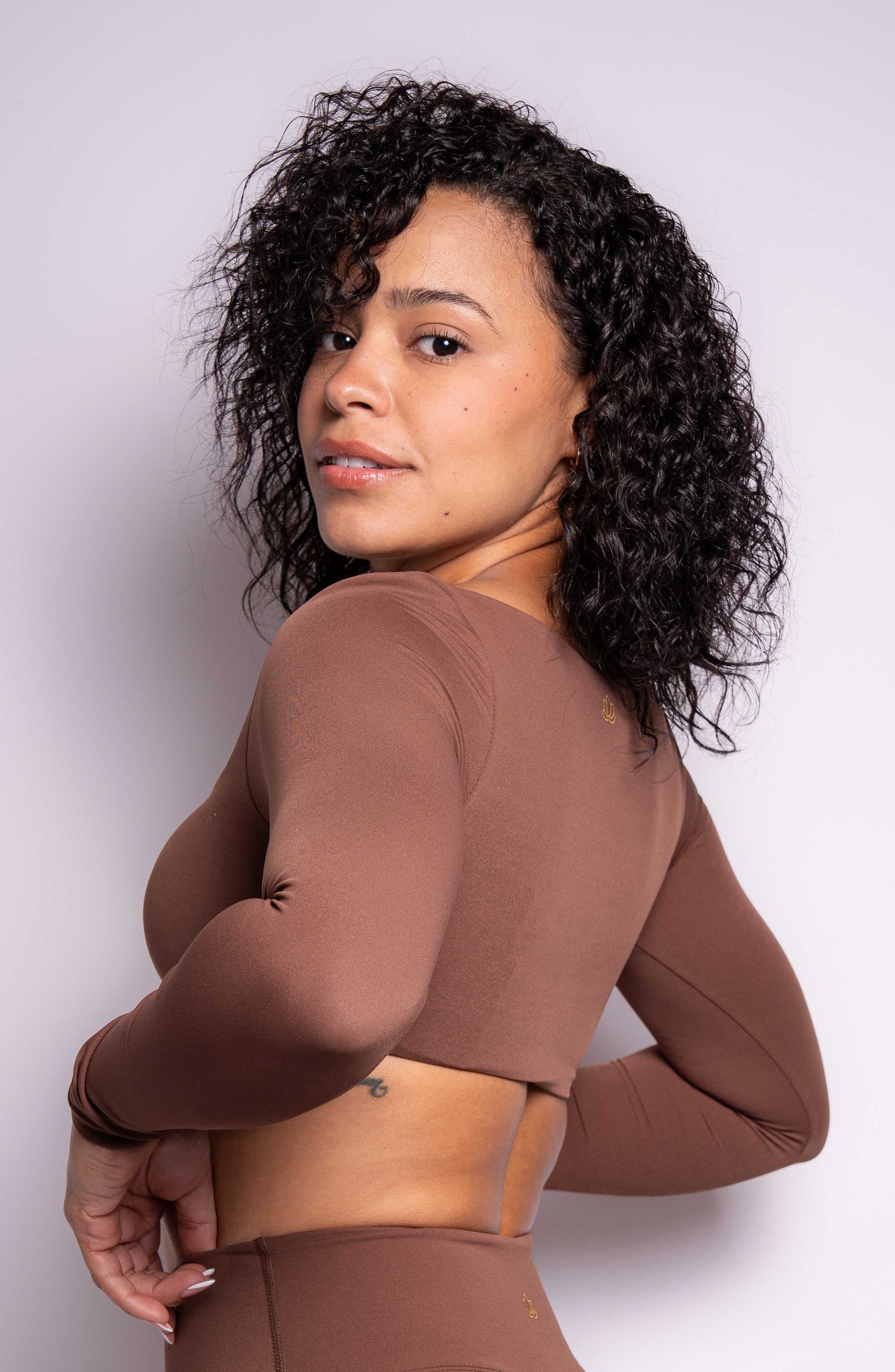 Fitness Long-Sleeved Top. Brown